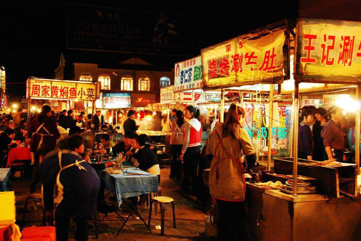 要地攤，更要清潔環(huán)保，速藍環(huán)保助力地攤美食油煙凈化